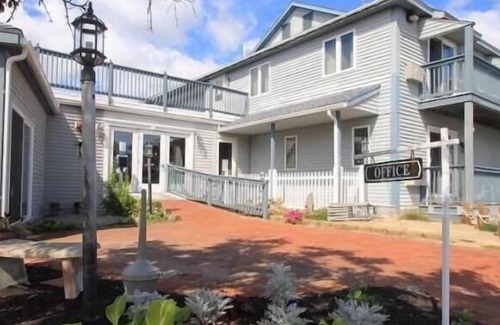 Wells Beach Copropriété | Steps from Wells Beach, Bellevue by the Sea is perfect for your Maine vacation