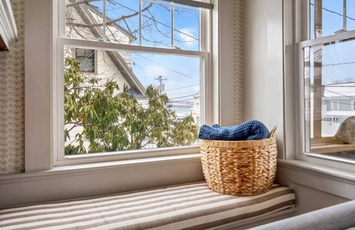 Ogunquit Maison | Steps to Beach & Downtown OGT | Porch w Ocean View