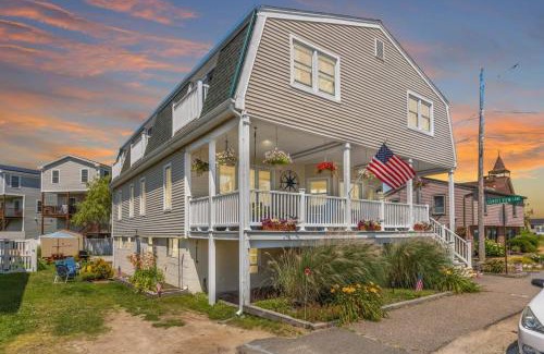 Salisbury Beach Appartement | Steps to Beach Salisbury Shore House #2 AC