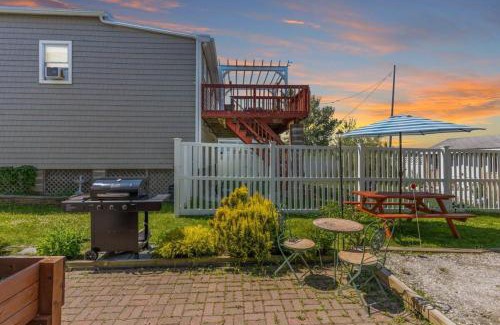 Salisbury Beach Appartement | Steps to Beach Salisbury Shore House #2 AC