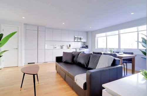 Radnor - Fort Myer Heights Appartement | Steps to Metro + Near D.C. Landmarks