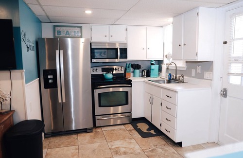 Salisbury Maison | Sea Breeze Guest House sur l'océan ~ Mignon et confortable 2 BR / 1 Bath