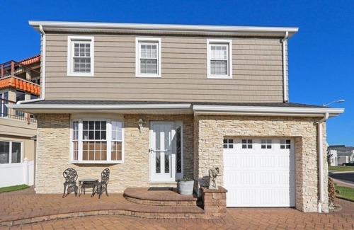 Southend Maison | Steps to the Beach in Brigantine - Sea Point - Beautiful Pool