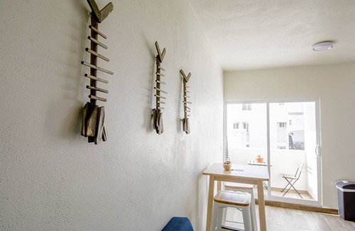 Costa Appartement | Steps to the beach/ocean view>Stylish>Clean / 1 BD