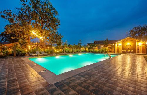 Turiya Hôtel | Sterling Orient Woods Pench