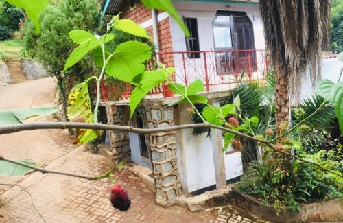 Lushoto Maison | Steven and Dayness homestay