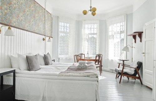 Rostanga Lit Et Petit-Déjeuner | STF Villa Söderåsen B&B