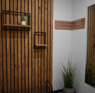 Oberdorla Appartement | Stilvolle & ruhige Ferienwohnung mit Terrasse & Garten