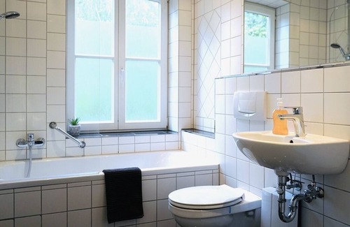 Stadtmitte Appartement | Stilvolles Apartment in Stadtnähe und Wenige Minuten vom Park Entfernt