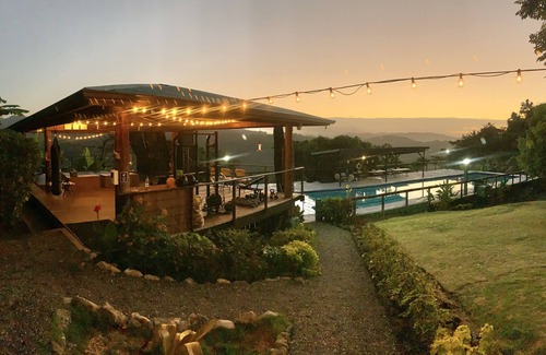 Drapers Appartement | Stingray Cottage , Peaceful Retreat with Pool, Ocean, Mountain, Waterfall Views