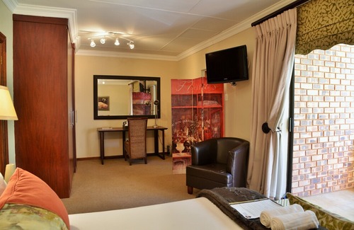 Schoemansville Maison | Stirling Manor Boutique Guest House
