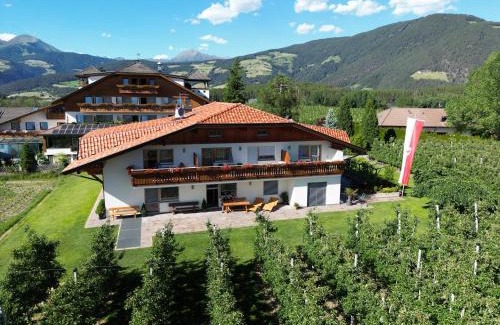 Naz Appartement | Stoanpeppelehof