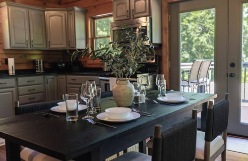 South Butler Cabine | Stone Beach Access | Cabin with a Fire Pit Glow
