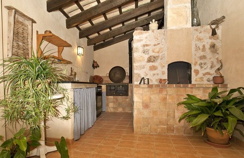 Pollensa Villa | Villa construit en pierre avec piscine et jardin privés