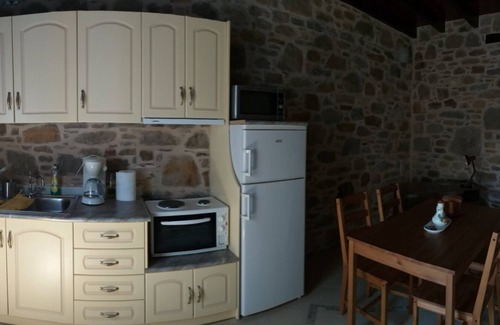 Volissos Appartement | Appartements traditionnels en pierre entièrement rénovés