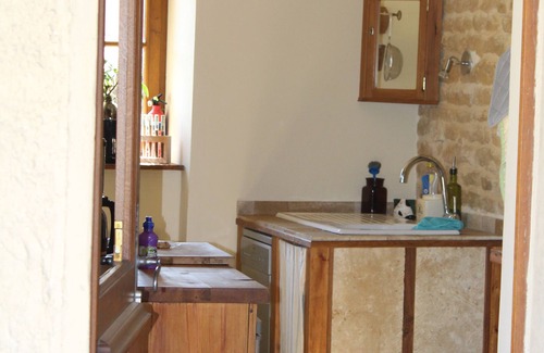 Veuxhaulles-sur-Aube Maison | Maison en pierre restaurée avec piscine au coeur de la Bourgogne / Champagne