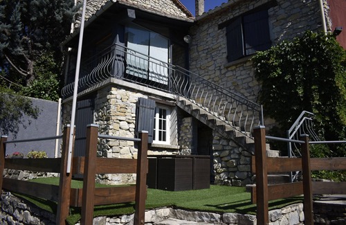 Moules-et-Baucels Maison | maison de campagne en pierre à 40 km au nord de Montpellier