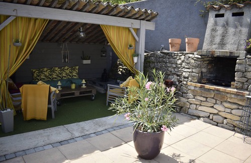 Moules-et-Baucels Maison | maison de campagne en pierre à 40 km au nord de Montpellier