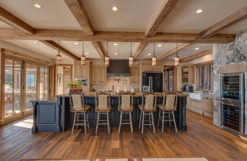 Carnelian Bay Maison | Stone Crest Estate - Lakefront - TLUXP