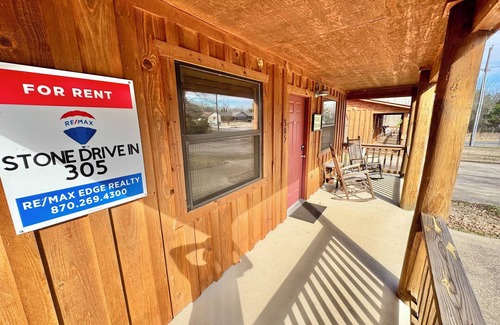 Mountain View Maison | Stone Drive In #305