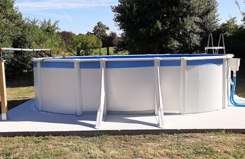 Blanquefort-sur-Briolance Maison | Maison de vacances en pierre