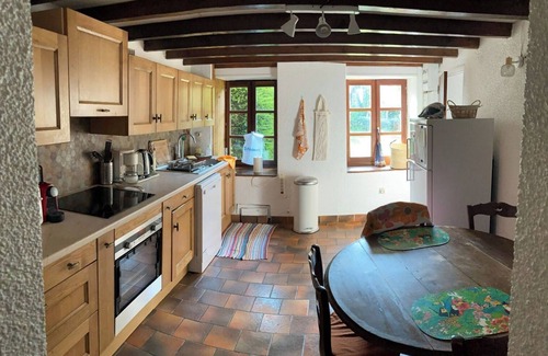 Saint-Victor-Montvianeix Maison | Maison en pierre avec jardin au calme idéale pour familles et randonneurs