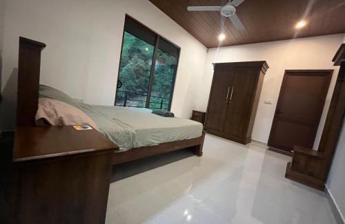 Deltota Cabine | Stone Gale Estate Villa