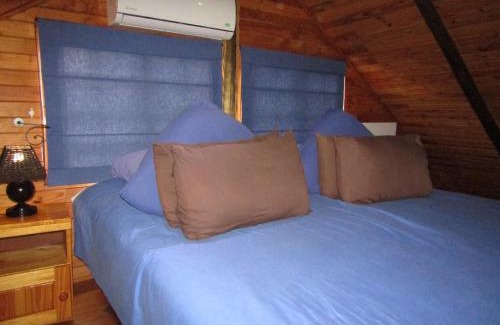 Mogale City Chalet De Ski | Stone Hill