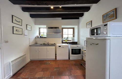 Thoree-les-Pins Maison | Stone House in Sarthe with Historic Chapel