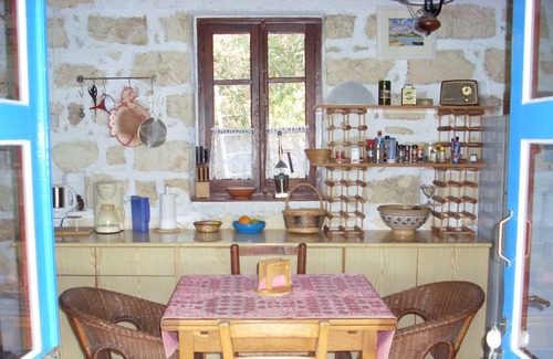 Kritou Tera Maison | Stone House in Kritou Terra