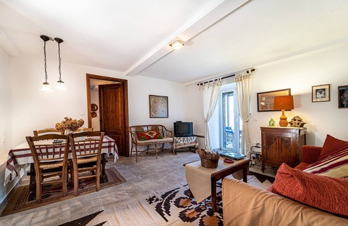 Vitina Maison | Stone house in the heart of Vytina-Mainalo