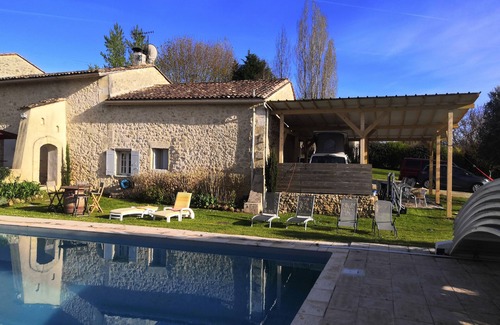 Villegouge Maison | Maison en pierre, grande piscine chauffée et spa, entre Bordeaux et St Emilon