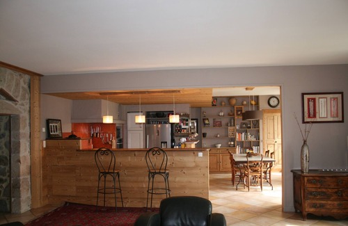 Annonay Maison | Demeure de caractère en pierres , parc arboré, piscine, Ardèche