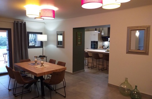 Orgnac-l'Aven Maison | Maison en pierre piscine privée, vue panoramique, proche des Gorges de l'Ardèche