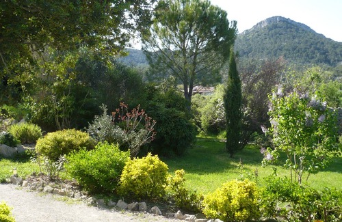 Lauret Maison | Maison en pierre naturelle, jardin, village viticole ,proche de Montpellier
