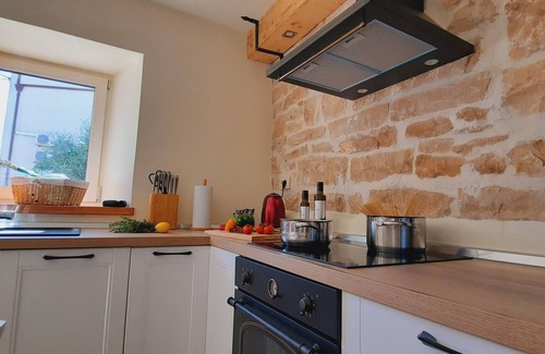 Rakalj Maison | Spring offer/stone house with whirlpool in the countryside, near the sea