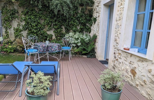 Droue-sur-Drouette Cottage | Studio en pierre dans le domaine de la maison d'hôtes " La Closerie"