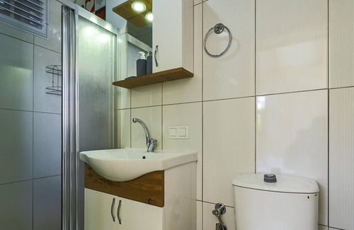 Kas Maison | Stone Vacation Flat w Pool in Kas