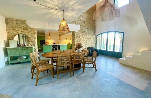 Tresques Maison | Stone Villa With Pool Between Uzès And Avignon