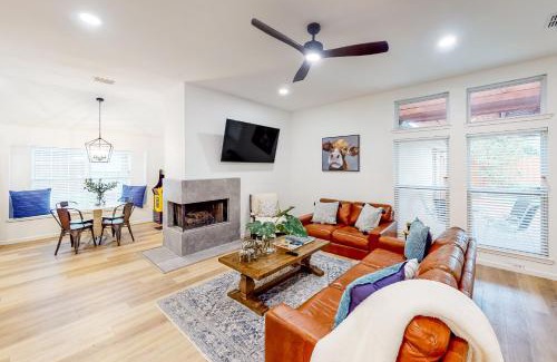 The Colony Maison | Stonebriar Stunner