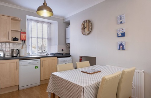 Stonehaven Appartement | Stonehaven Home with a spectacular harbor view.