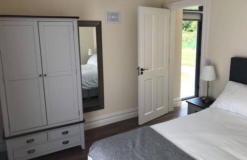 Terryglass Maison | Stonepark Lodge avec deux chambres en suite avec salon et cuisine
