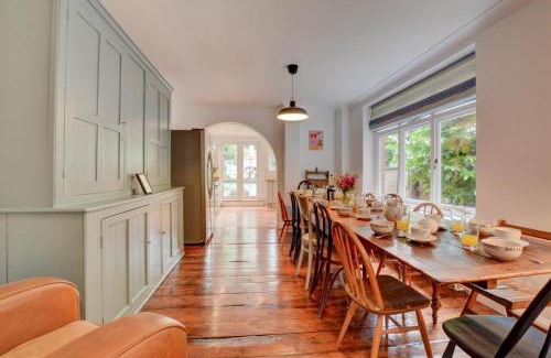 Cromer Maison | Stones Throw