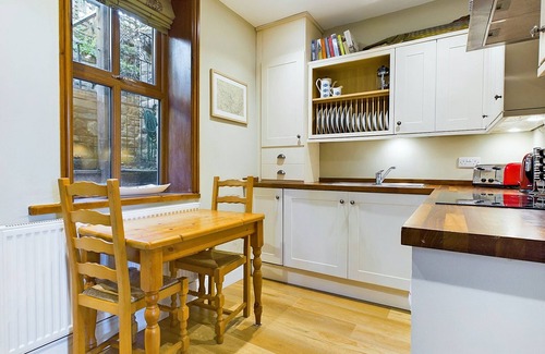 Delph Cottage | Stoneswood Cottage & Garden, Delph, Saddleworth