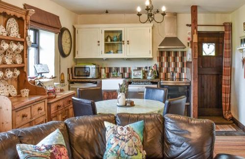 Worton Maison | Stoney End Cottage