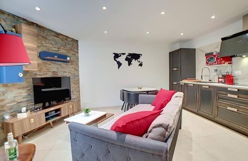 Saint-Fons Appartement | Stop Chez M Select Street! Qualité Confort Simplicité!