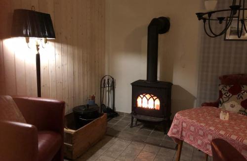 Kristinehamn Lit Et Petit-Déjeuner | Stor lägenhet i Elofstorps Missionshus