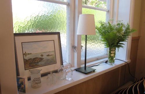 Kristinehamn Lit Et Petit-Déjeuner | Stor lägenhet i Elofstorps Missionshus