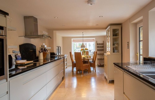 Stow-on-the-Wold Maison | Stow House, Stow-on-the-Wold - sleeps 9 guests in 5 bedrooms