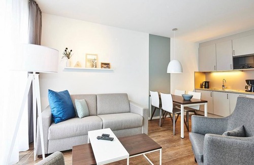 Bensersiel Appartement | Strandnahes, Modernes Apartment mit Terrasse Inkl. Schwimmbad- & Saunanutzung